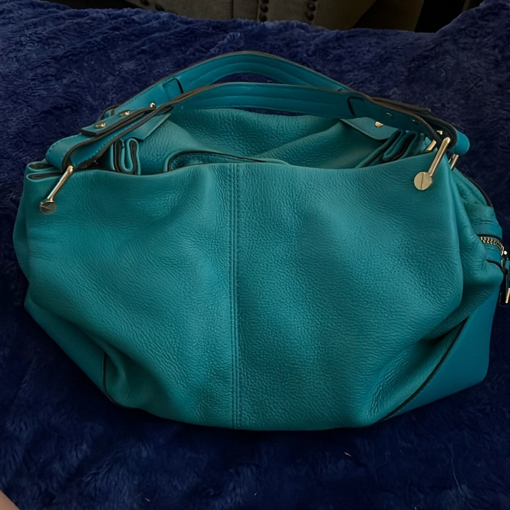 Vincent Camuto 100% Genuine Leather. Turquoise bag. Good condition.